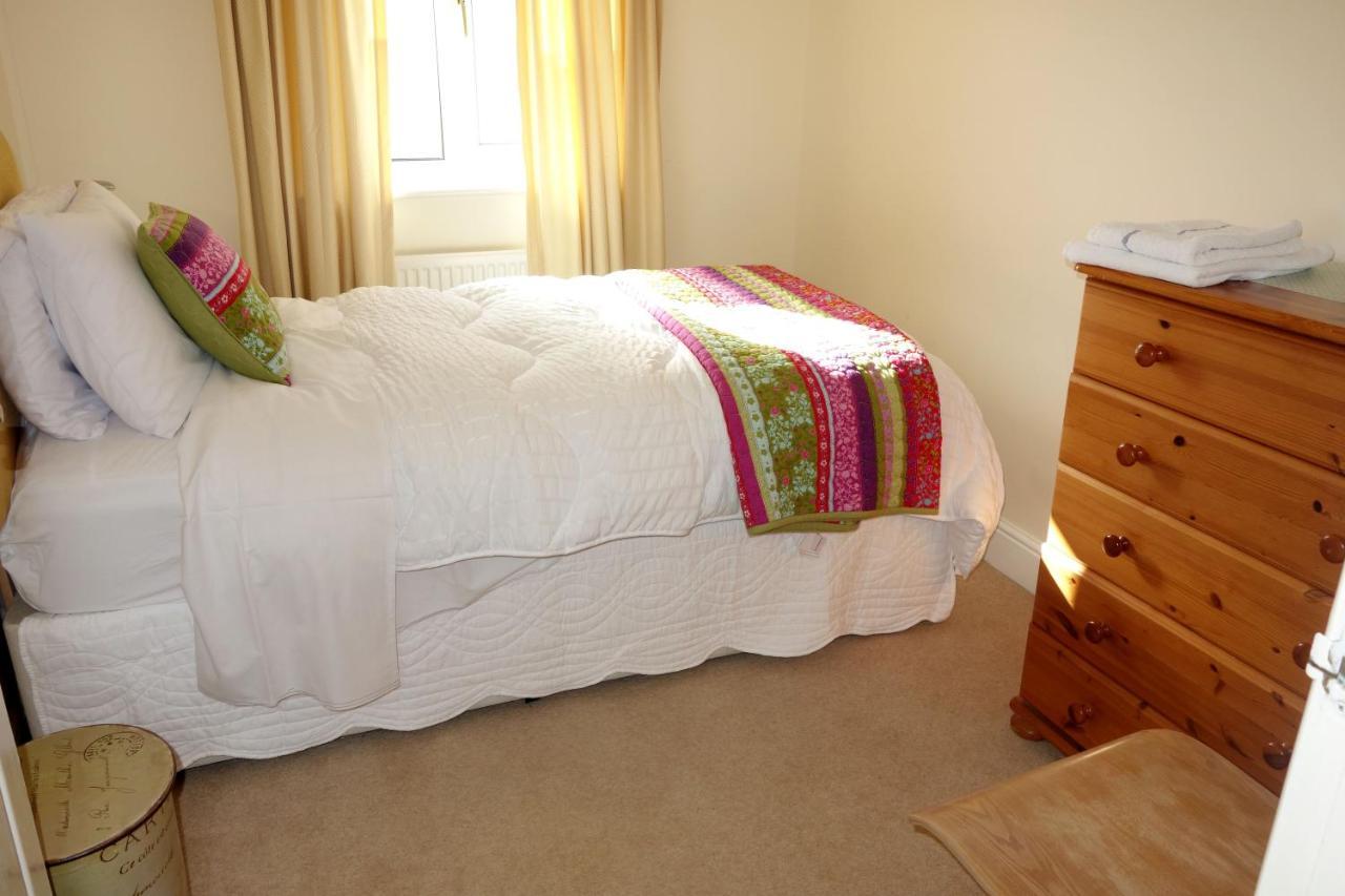 'Spirit Of Avalon' Four Bedrooms, 500 Metres To Town Centre غلاستونبري المظهر الخارجي الصورة